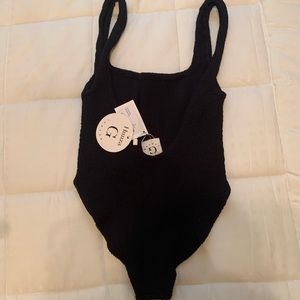 Hunza G OS black one piece square neck